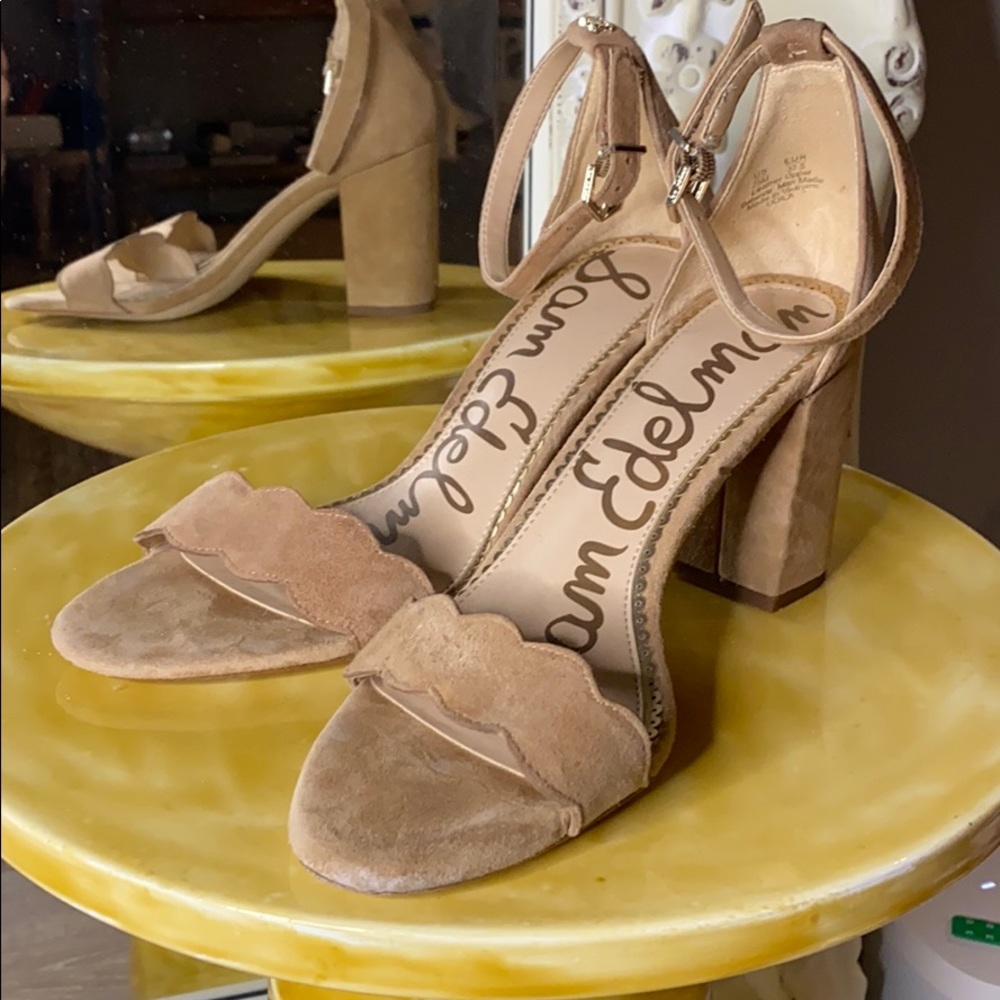Sam Edelman Gorgeous Suede Beige Tan Heels